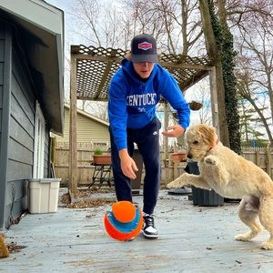 Meet your Posher, Samuel